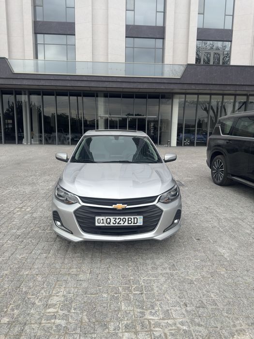 Chevrolet Onix Premier