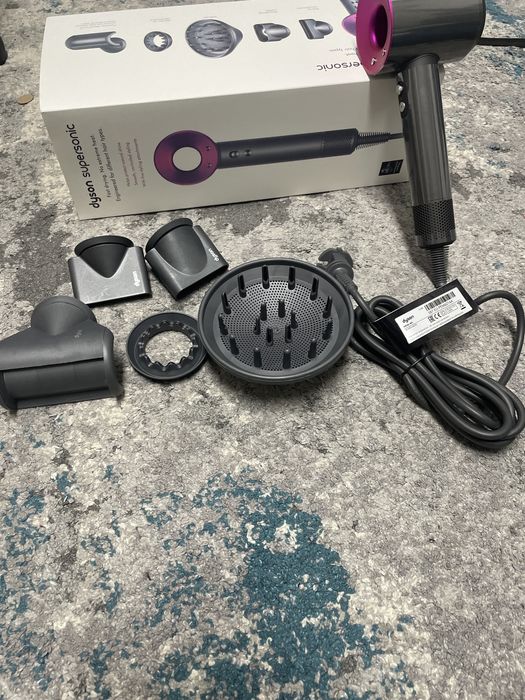 Uscator Dyson Supersonic HD08 Pink