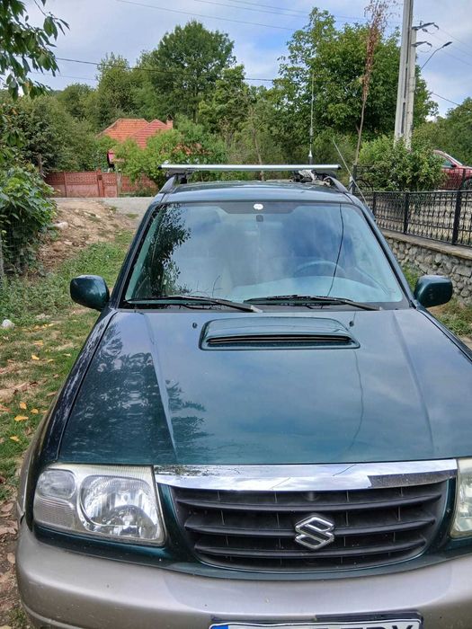 Vând Suzuki Grand Vitara
