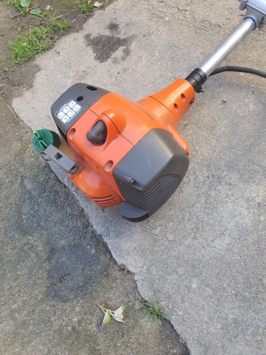 Vand  motocoasa   husvarna