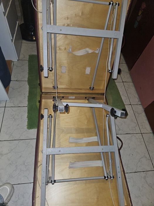 Pat masaj cu accesorii,  rosu- vișiniu, Brașov