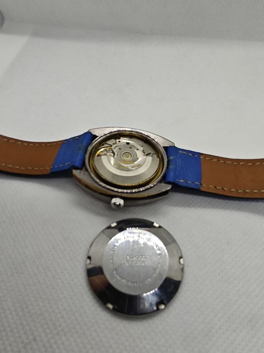 Ceas Nivada automatic cu dată