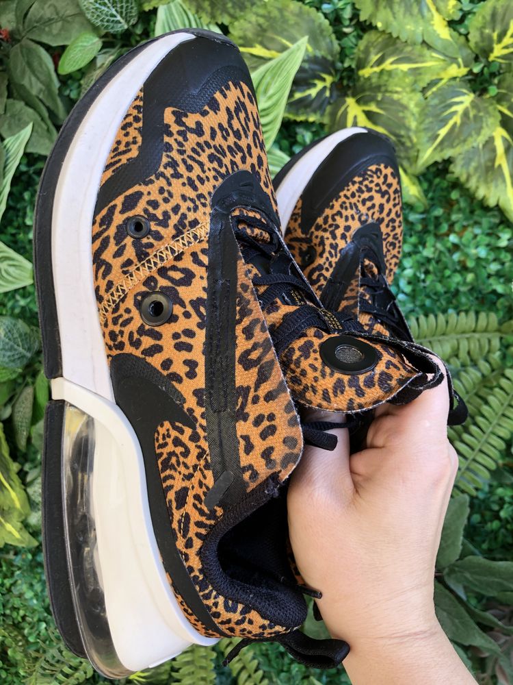 Дамски маратонки Nike air max леопардови оригинални 38,5