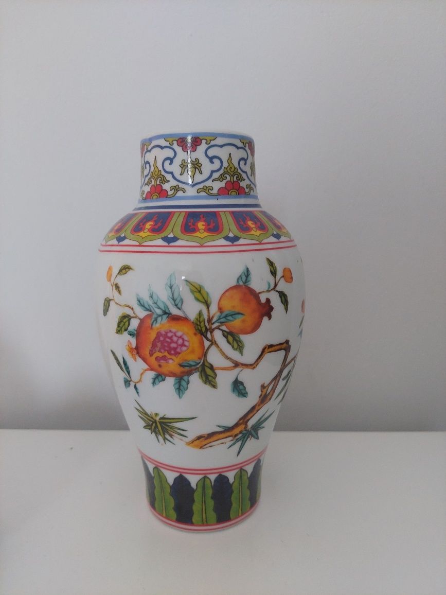 Vază  decorativă din ceramică