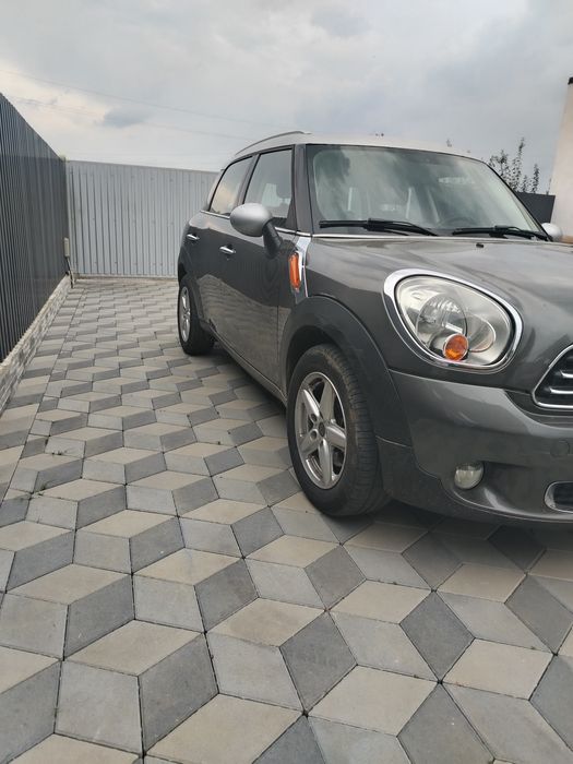 Mini Cooper D Countryman, automata, înmatriculată