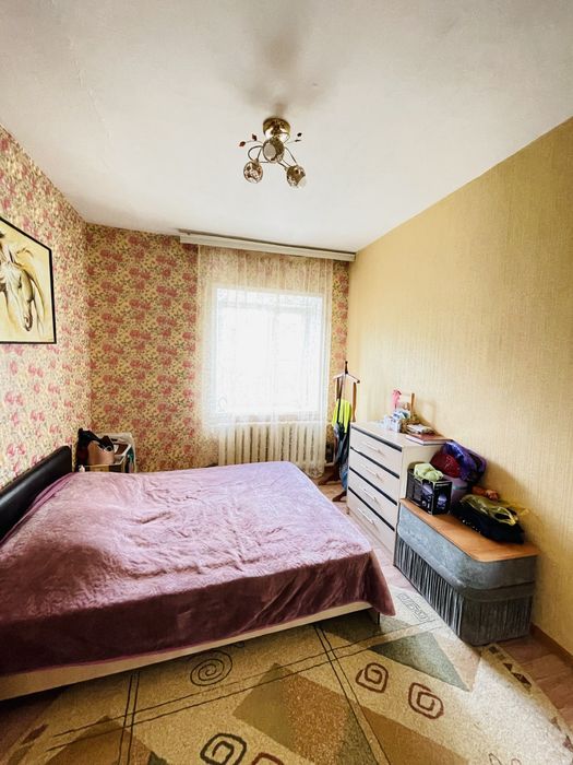 Дом, центр города.