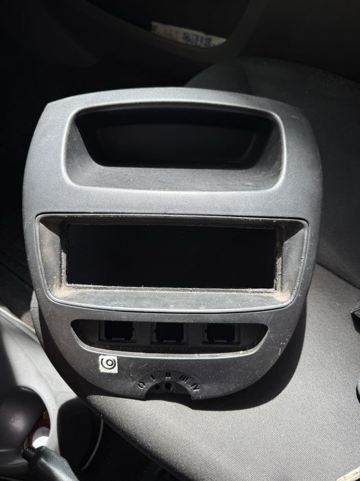 Конзола табло Toyota Aygo