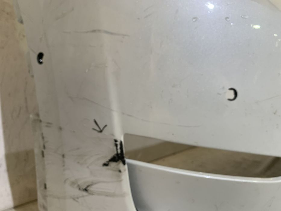 Bara fata Tesla Y, 2021, 2022, 2023, 2024.