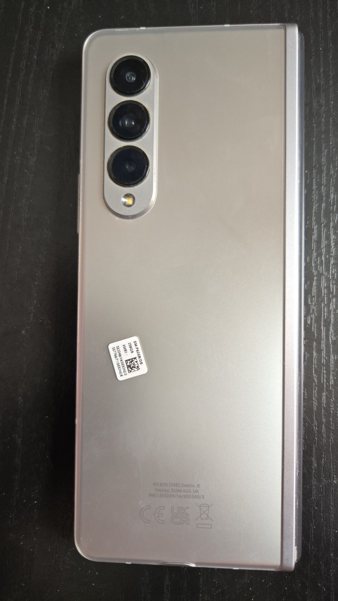 Samsung Z fold 3
