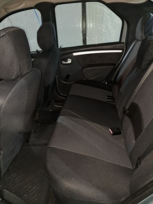 Vând Dacia logan 2008 1.4 benzina