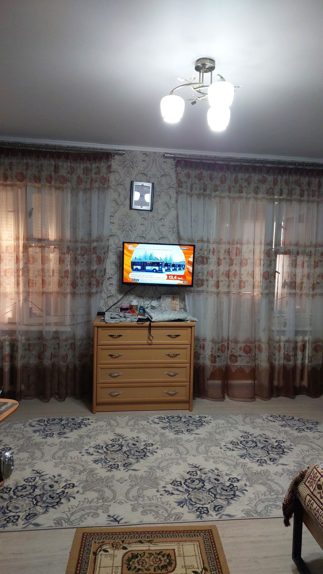 Продаются лёгкие и практичные готовые занавески шириной 8м × 2,5м высо
