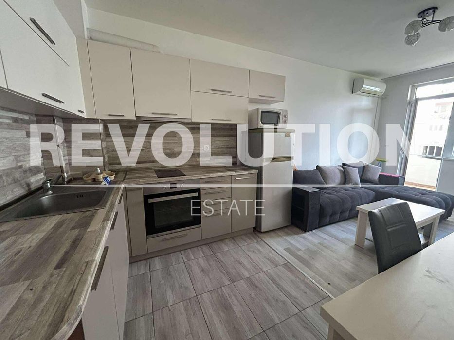 Дава се под наем Тристаен апартамент в Варна, Левски - 80 кв.м за 575 € - Снимка #2