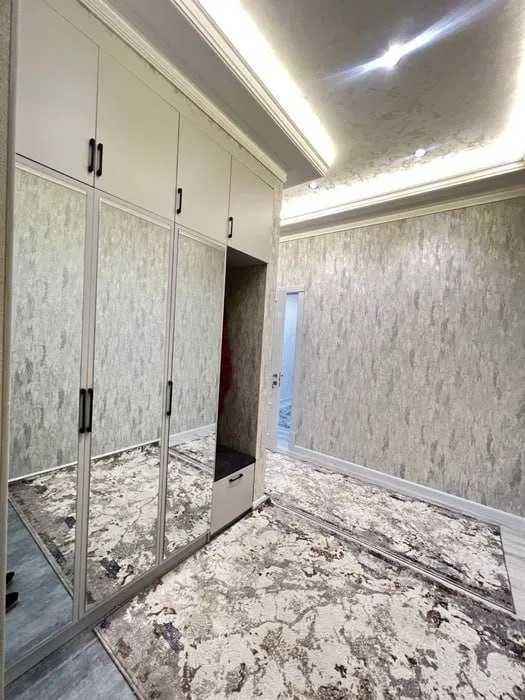 Паркент Авеню,Ориентир: Паркентский, 85м2 2-ком евро !!