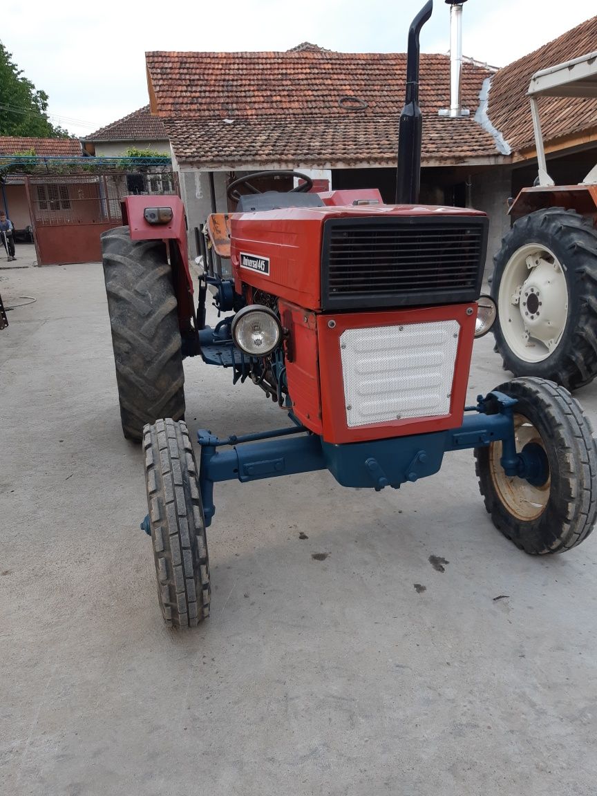 Tractor universal utb 445