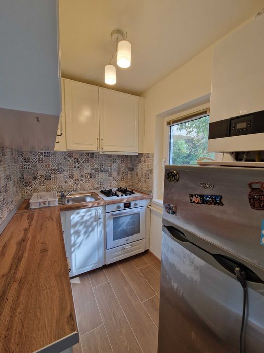 Proprietar, inchiriez garsoniera complet renovata, 30mp,Calea Aradului