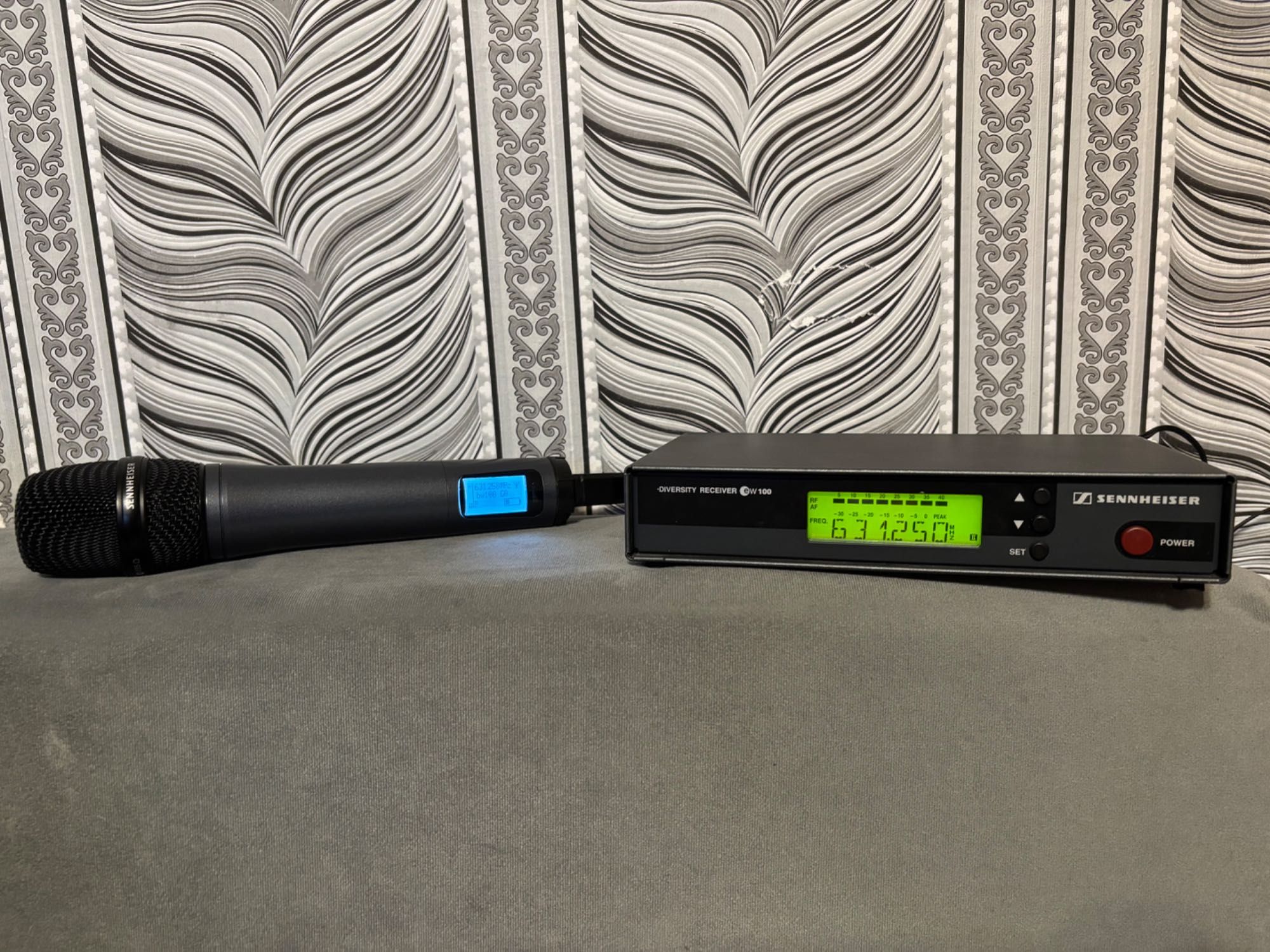 Микрофон Sennheiser EW100 g4