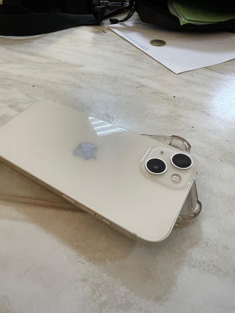 iphone  13 white