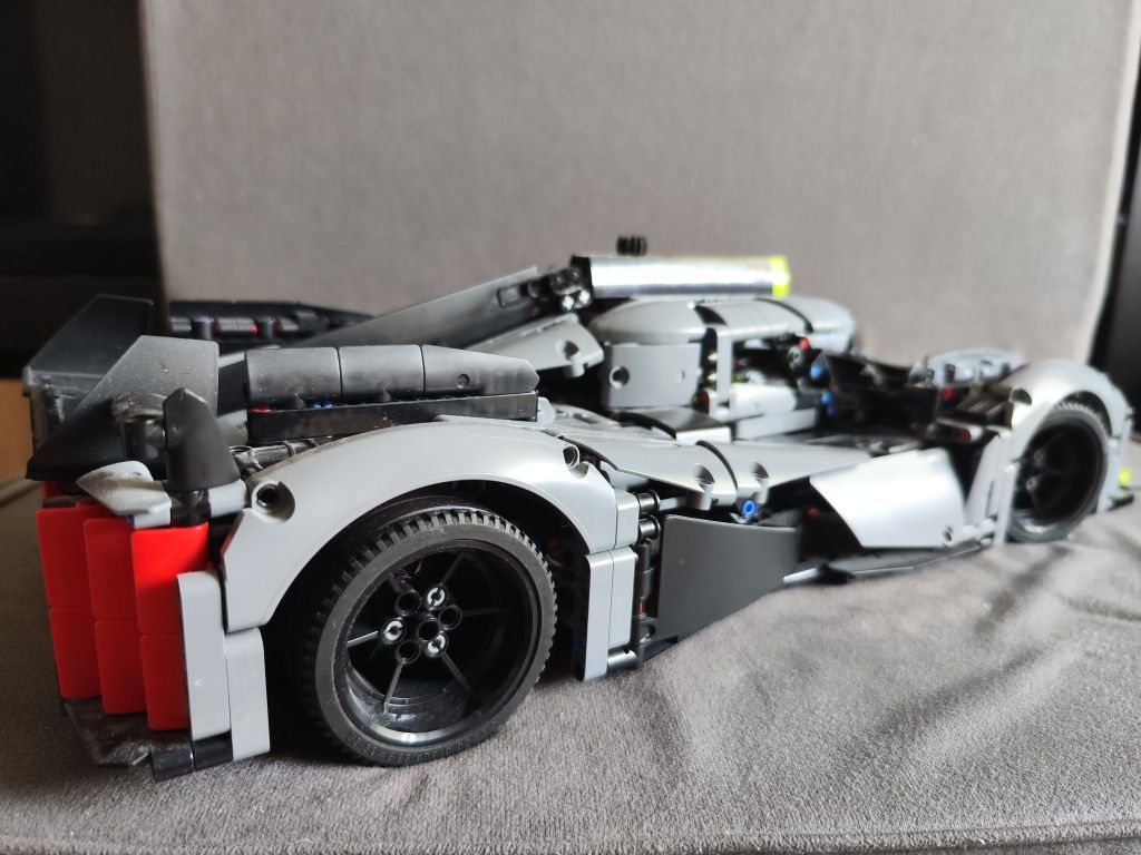 Lego Technic 42156: Peugeot Le Mans