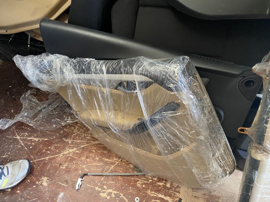 Bmw x1 кожен салон