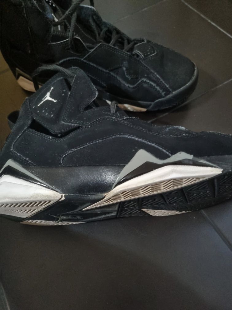 Jordan True Flight GS