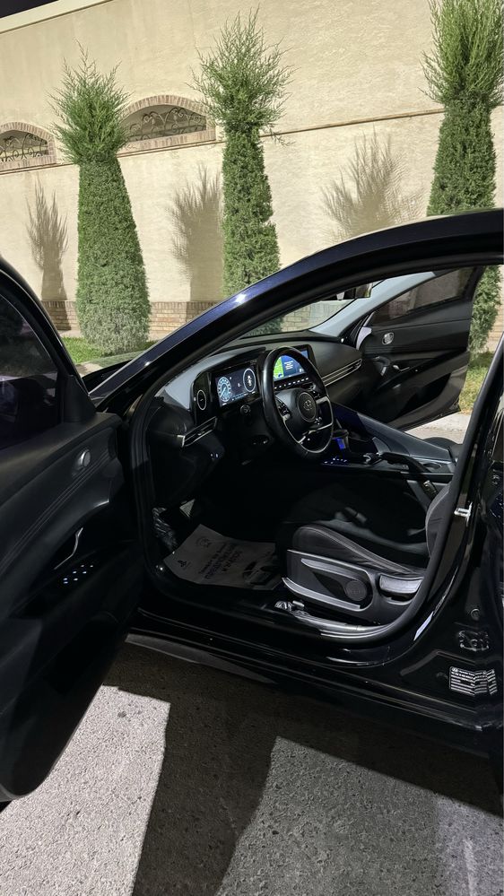 ELANTRA 2021 eleganse plus 21000
