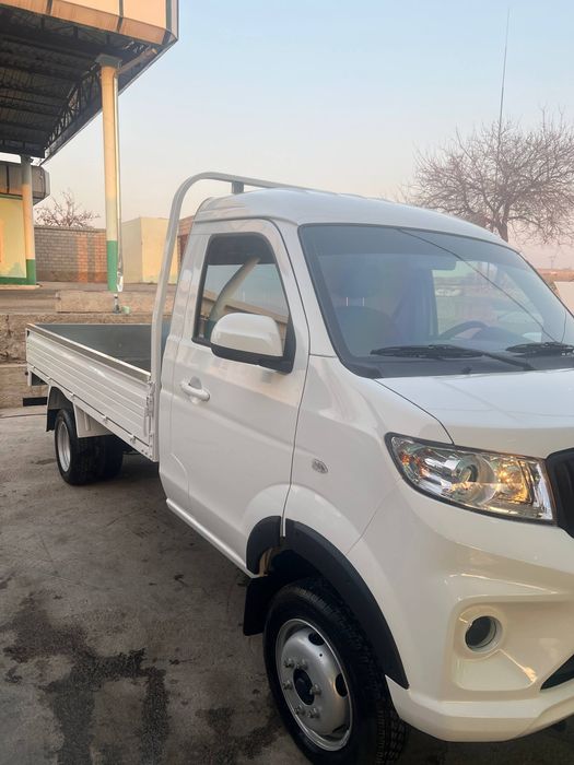 Yangi Shinaray T 30 qoshbalon sotiladi