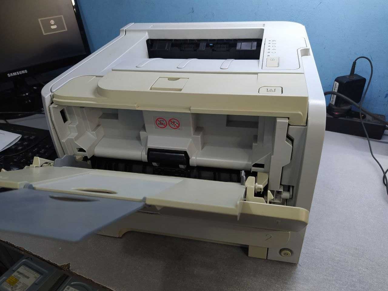 Принтер НР Р2035 (НОВЫЙ картридж, шнуры в комплекте)