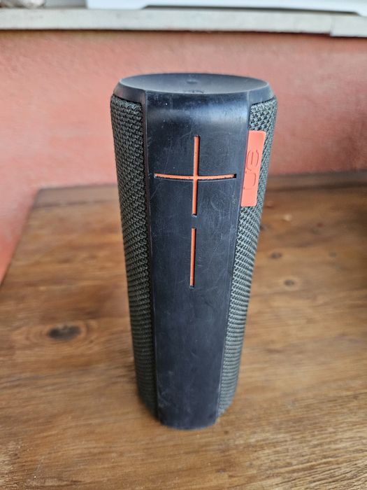 Продавам bluetooth колонка Logitech UE BOOM