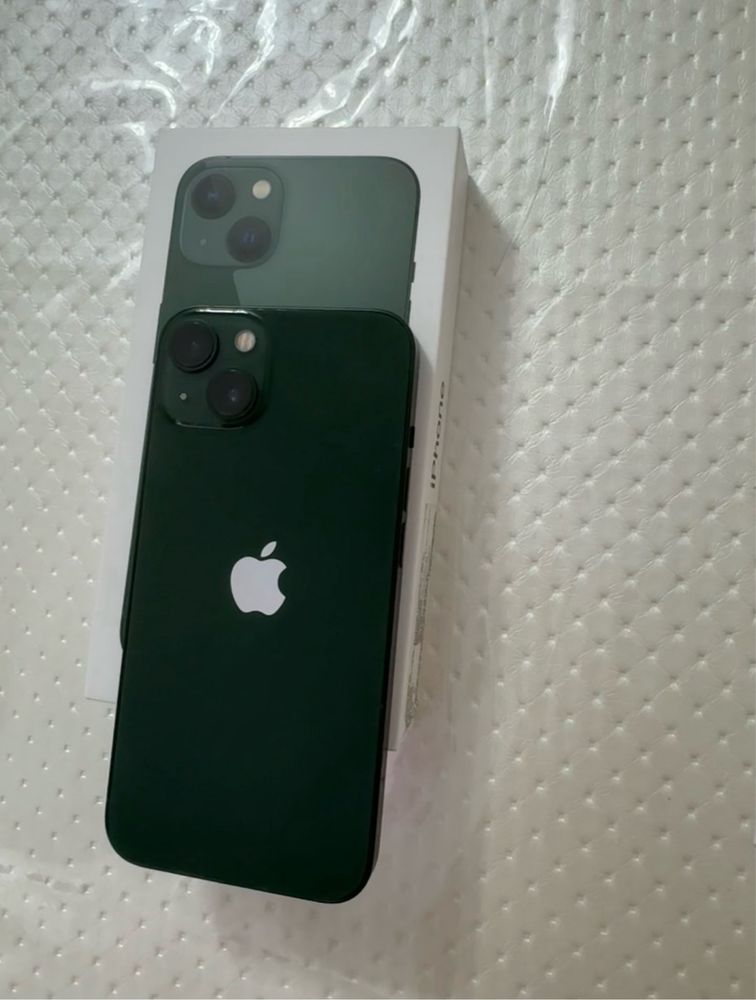 iPhone 13, 128 Gb (зеленый)