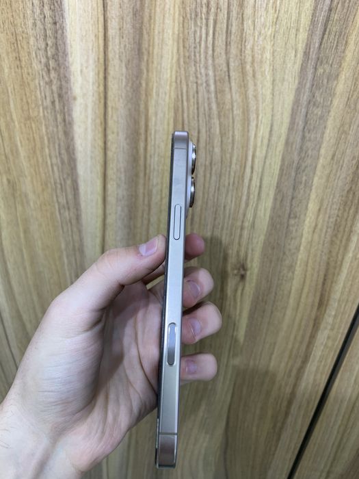 Iphone 16 pro max desert 256 gb 98%