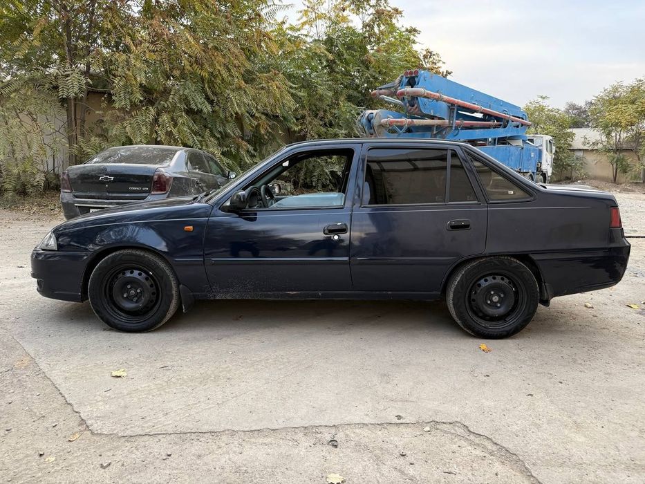 Nexia 2 машина своя