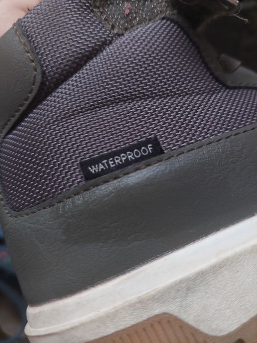 Топли непромокаеми боти HM