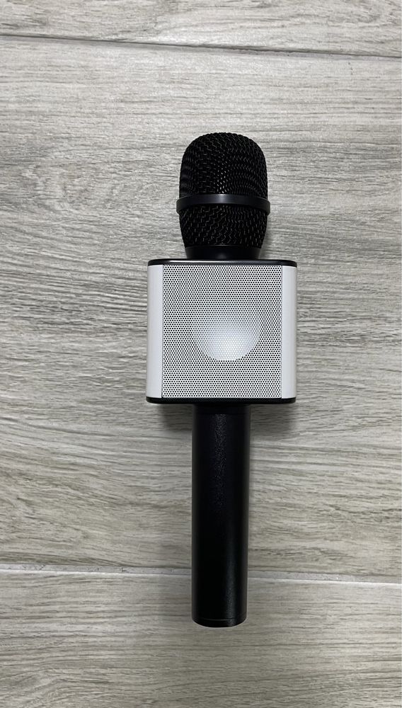 Microfon karaoke cu bluetooth,alb,nou