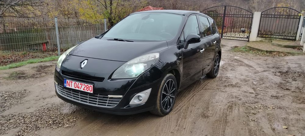 **  Renault Scenic Bose Edition 1.6 diesel euro 5 **