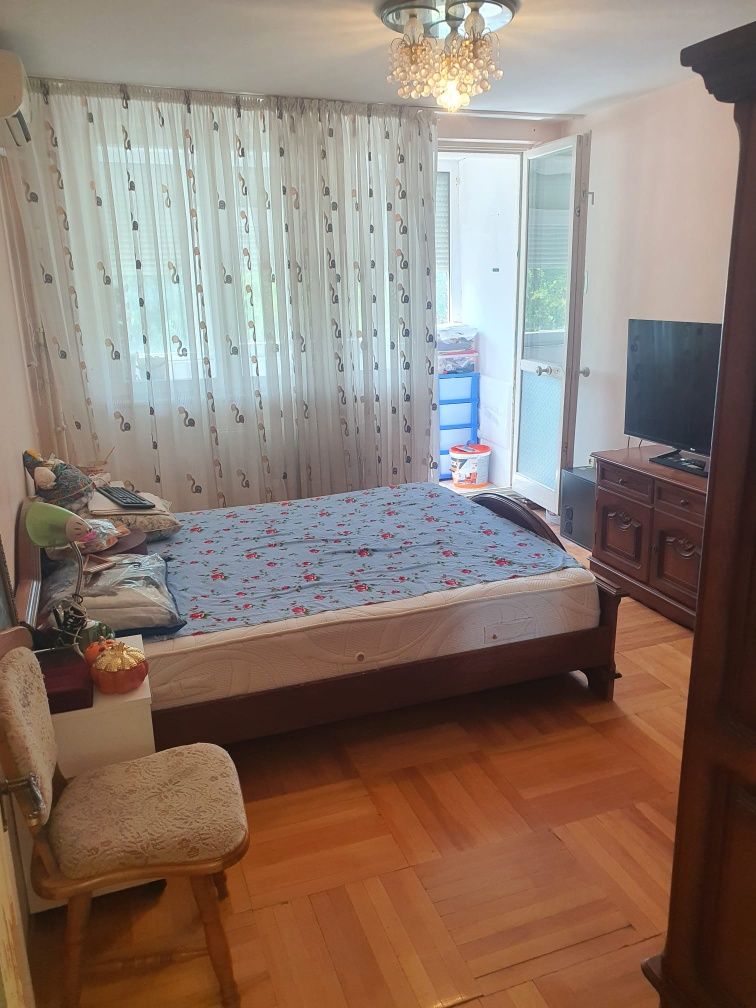 V4ctiglina2 etaj2 2balcoane