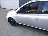 Închiriez masina Toyota Yaris