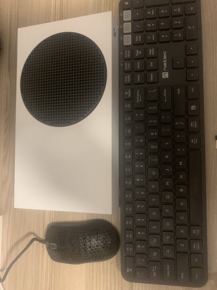 Xbox series s рядко използван!!!
