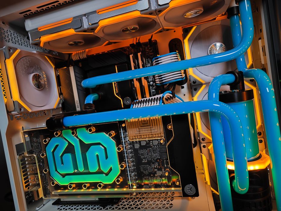 Геймърски Компютър от GRIGS