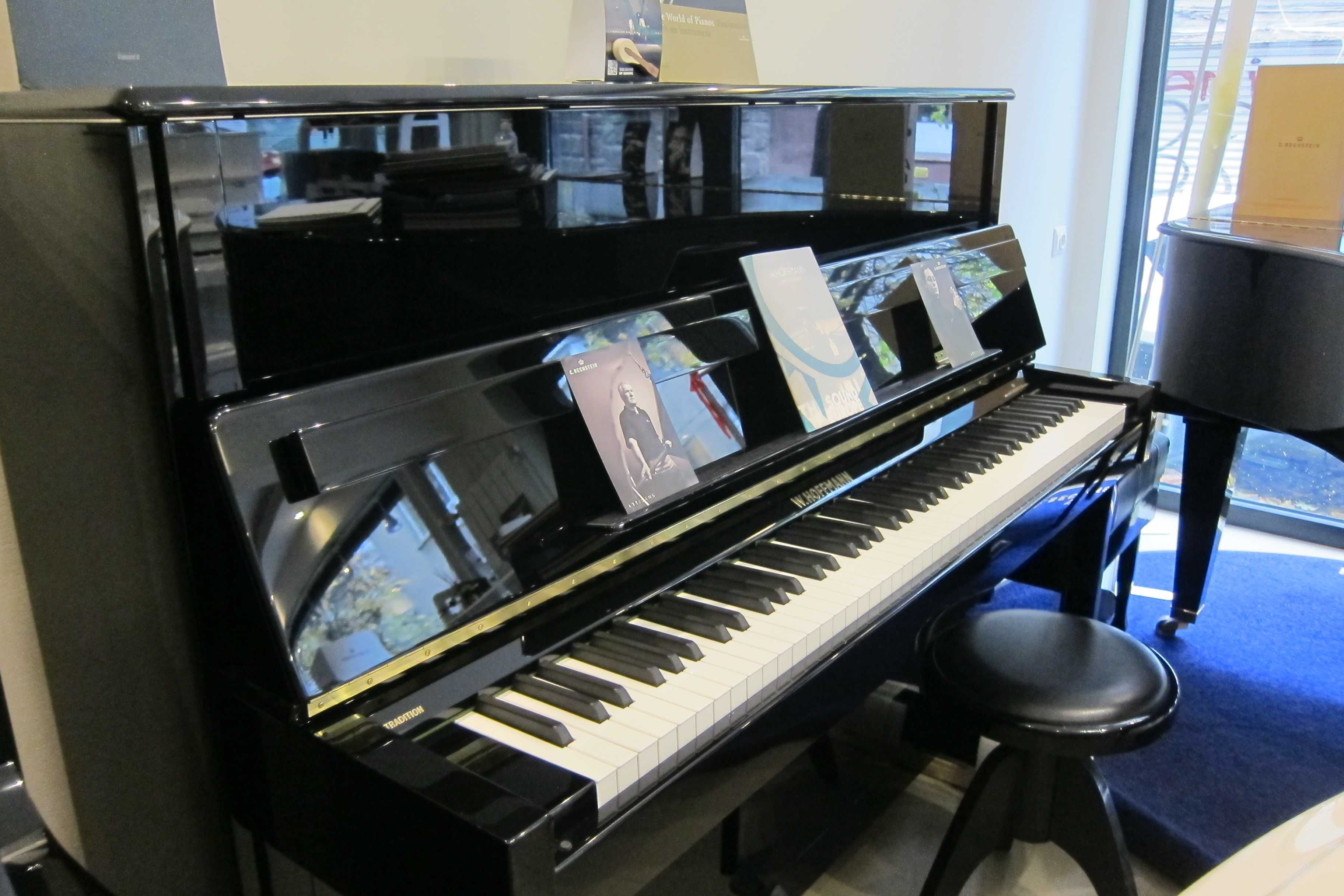 НОВО пиано W.HOFFMANN - T122 с иновативна система C.Bechstein Connect