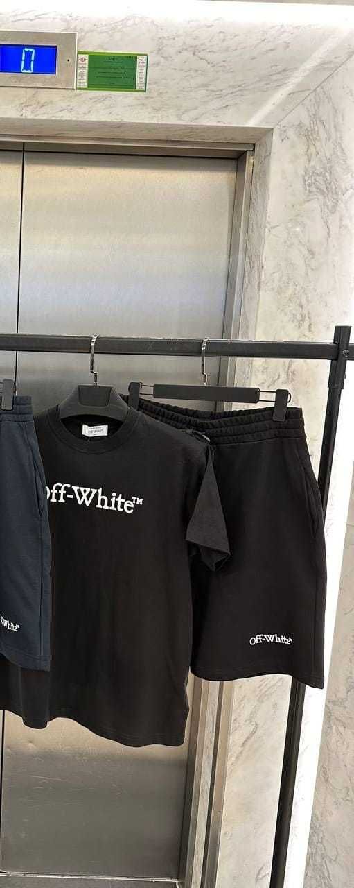 compleu bermuda tricou transport inclus OFF WHITE