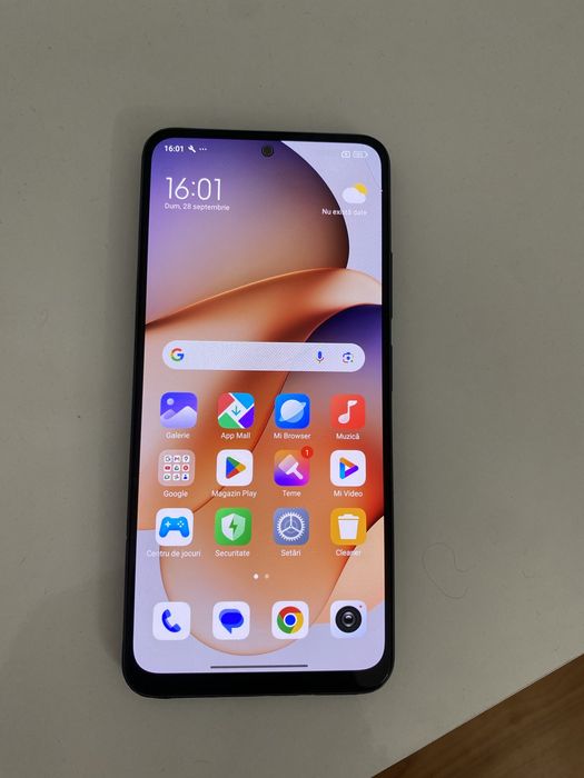Vand Xiaomi Hyperos fac si schimb prețul este de 350 negociabil