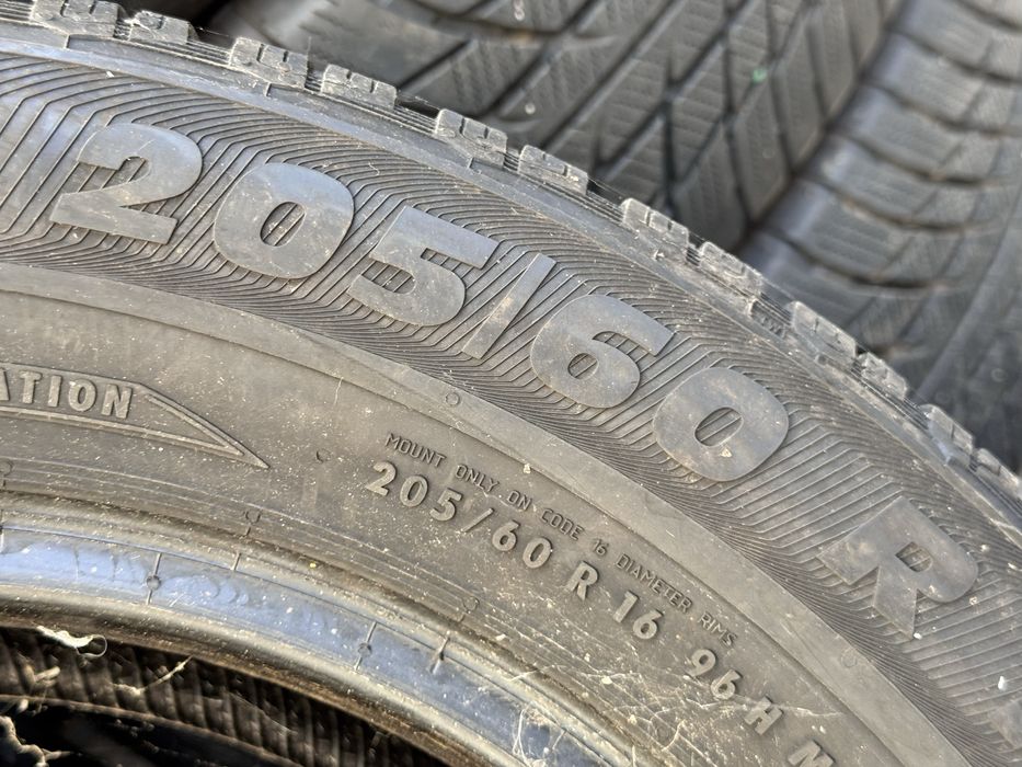205/60/R16 Semperit Master Grip 4бр зимни dot2019