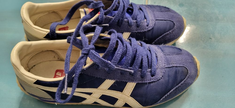 Vand adidasi Asics,copii,marimea 34.5