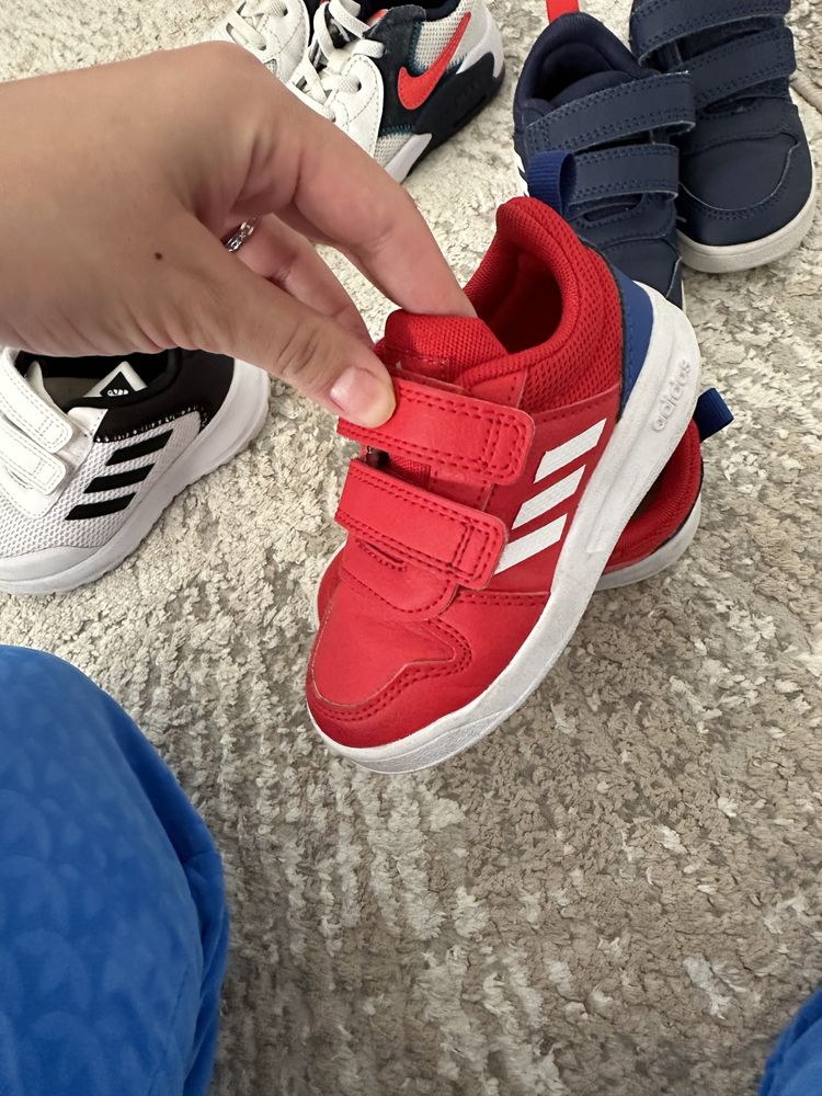 Adidasi adidas copii