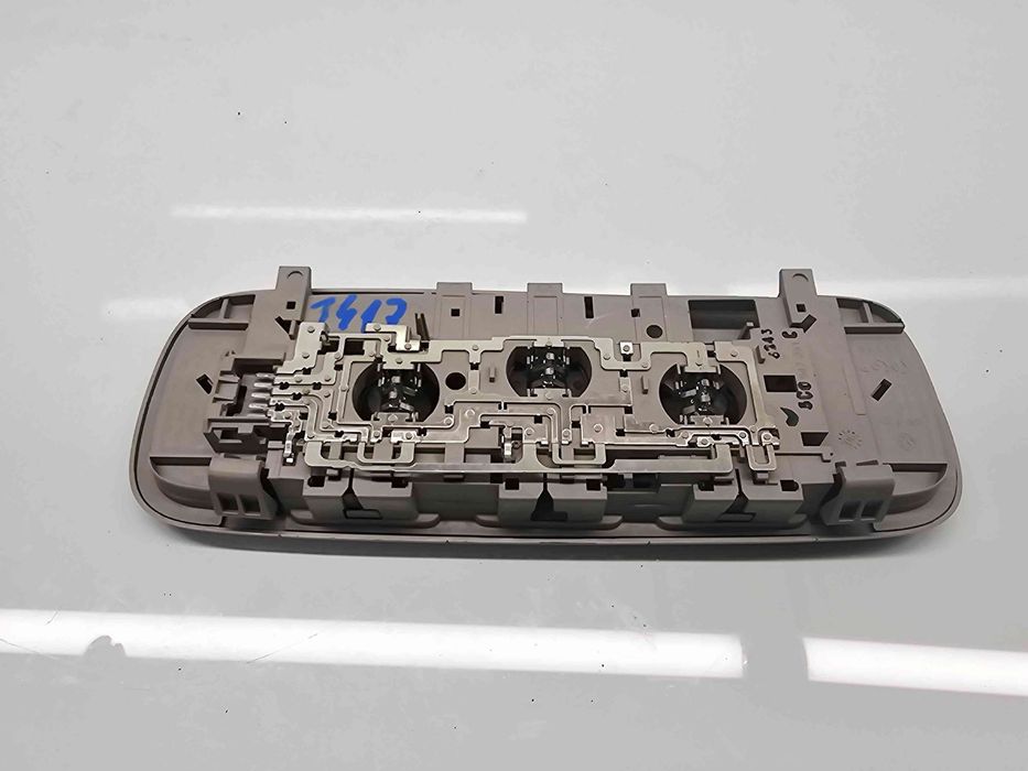 Plafoniera spate Volkswagen Golf 5 Plus (5M1) [Fabr 2005-2008] OEM