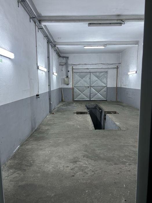 Inchiriez depozit tip hala service auto