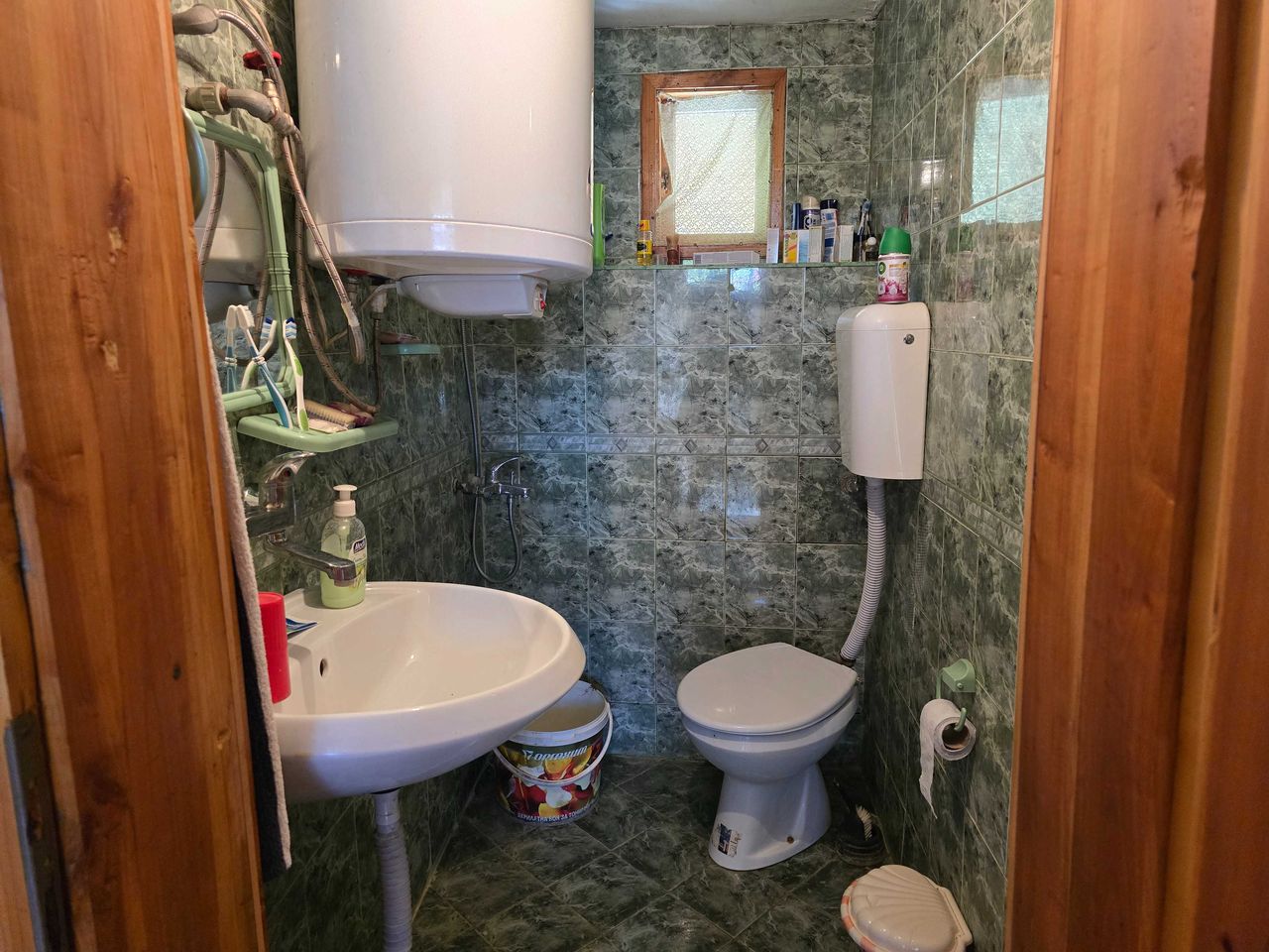 Продава се Къща в с. Медовене, Област Разград - 50 кв.м за 408 €/кв.м - Снимка #12