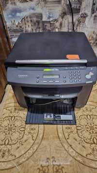 Продается Canon MF-4018