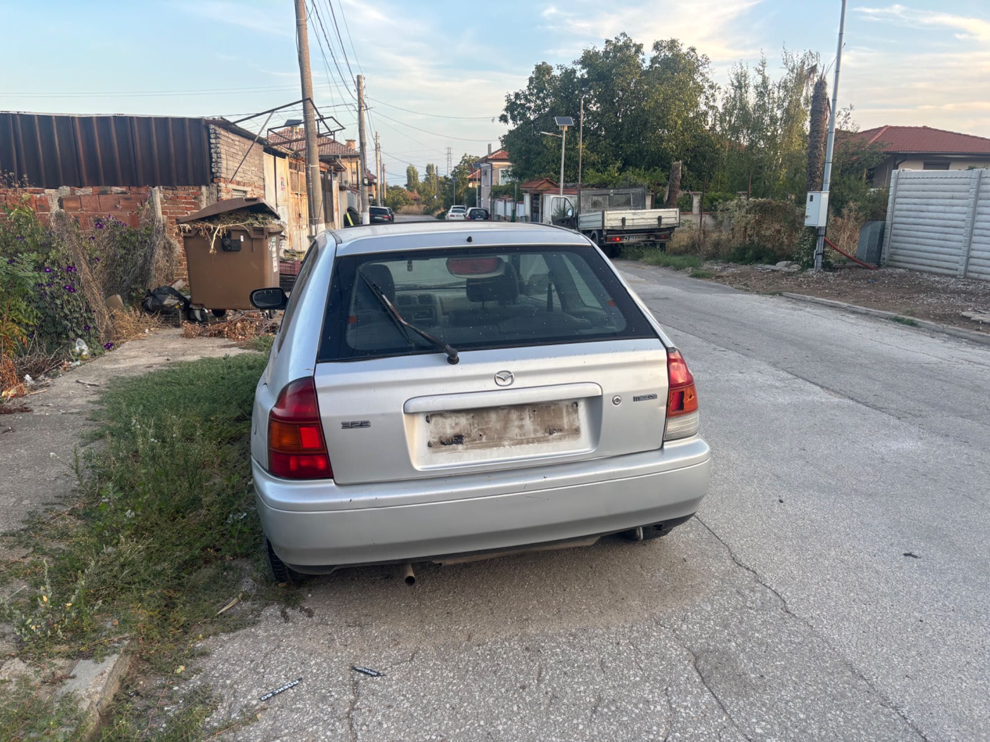 Mazda 323 на части 1.3 i
