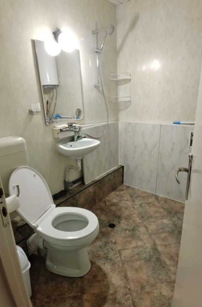Продава се Едностаен апартамент в Шумен, Пазара - 45 кв.м за 1417 €/кв.м - Снимка #3